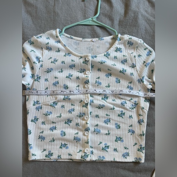 Pretty Cardigan from Princess Polly. Size 0. - Picture 4 of 5